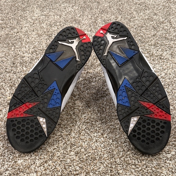 Jordan PSG White and Navy Sneakers - Picture 5 of 9